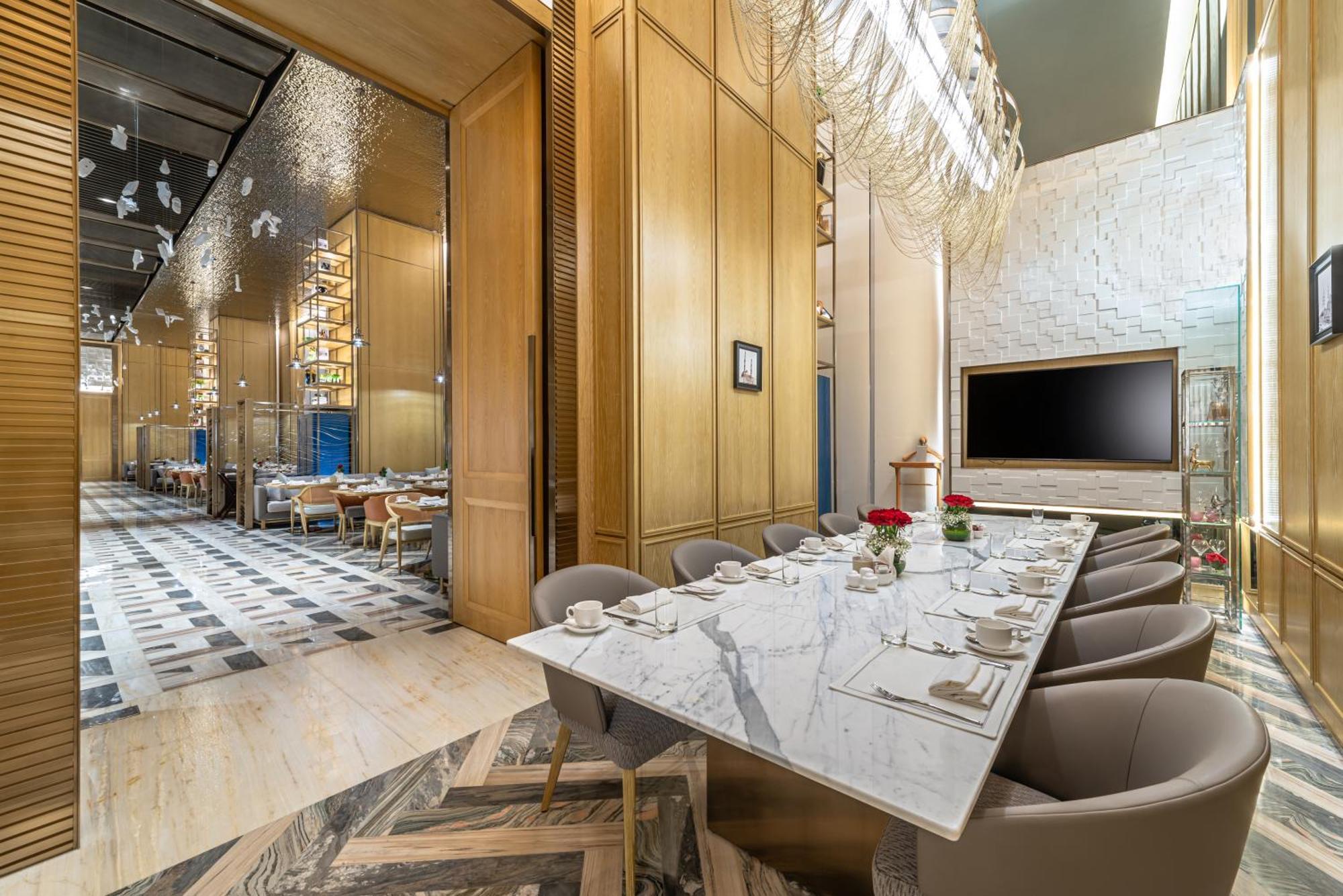 Narcissus The Royal Hotel Ριάντ Εξωτερικό φωτογραφία The restaurant's interior